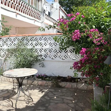 Orlina Apartment